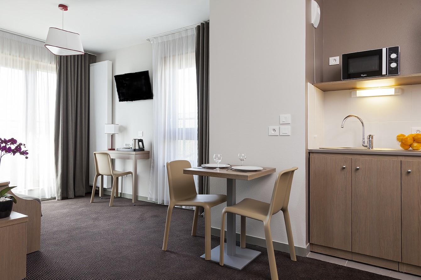 Neho Suites Porte De Geneve - Gare آنماس المظهر الخارجي الصورة