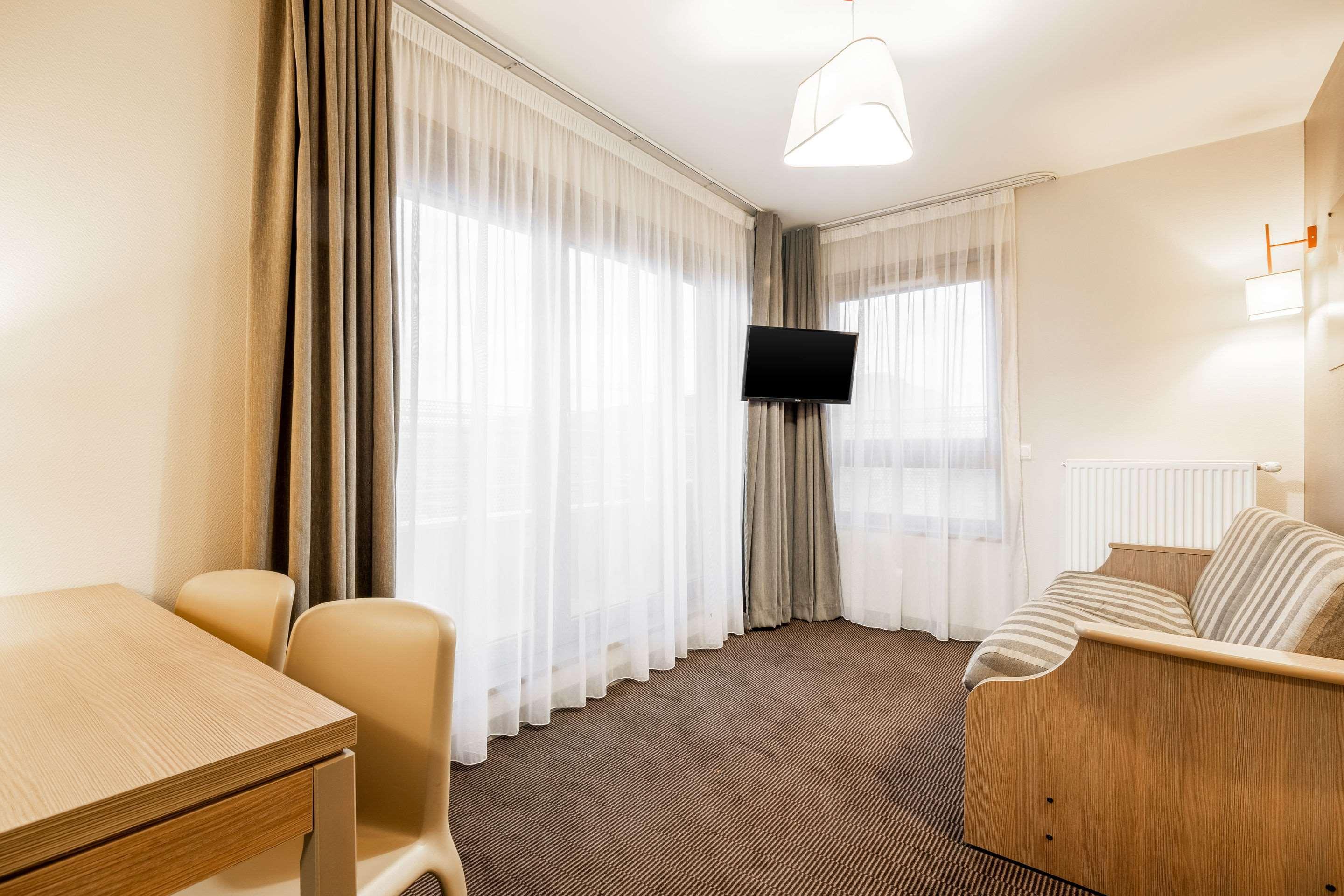 Neho Suites Porte De Geneve - Gare آنماس المظهر الخارجي الصورة